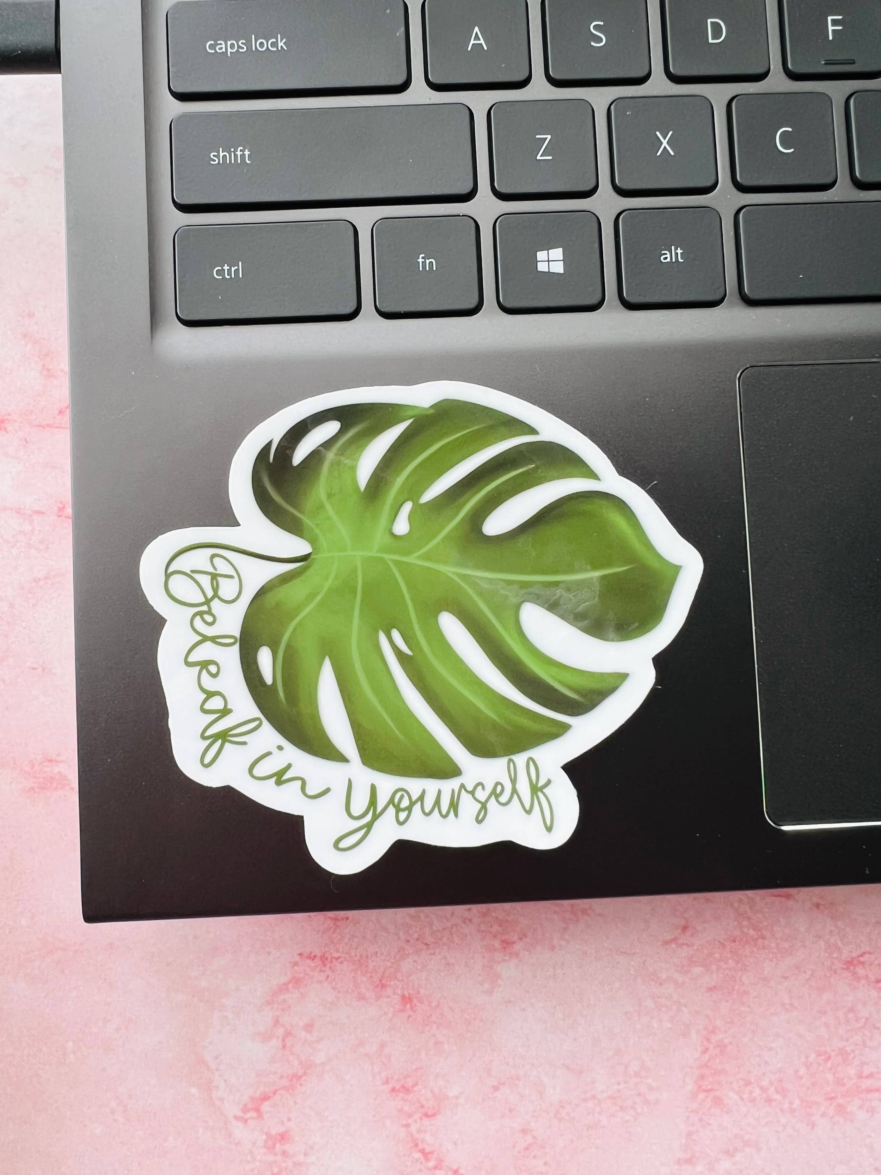 Tabs Art Shop - Vente Autocollant - Autocollant en vinyle Beleaf in Yourself1