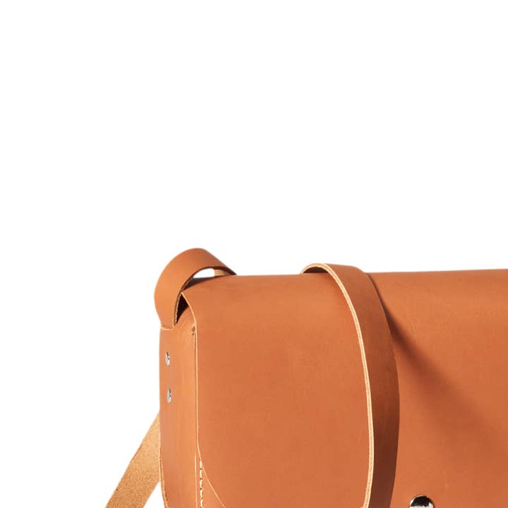 Handgjord läder Crossbody väska | Chestnut för wholesale av Artisanallab