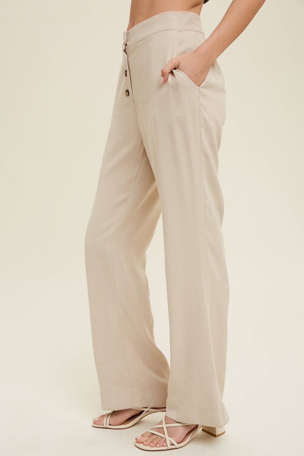 Wishlist Apparel - Wholesale Pants - Women's - BUTTON-UP DETAIL PANTS WITH POCKETS / WL22-73246