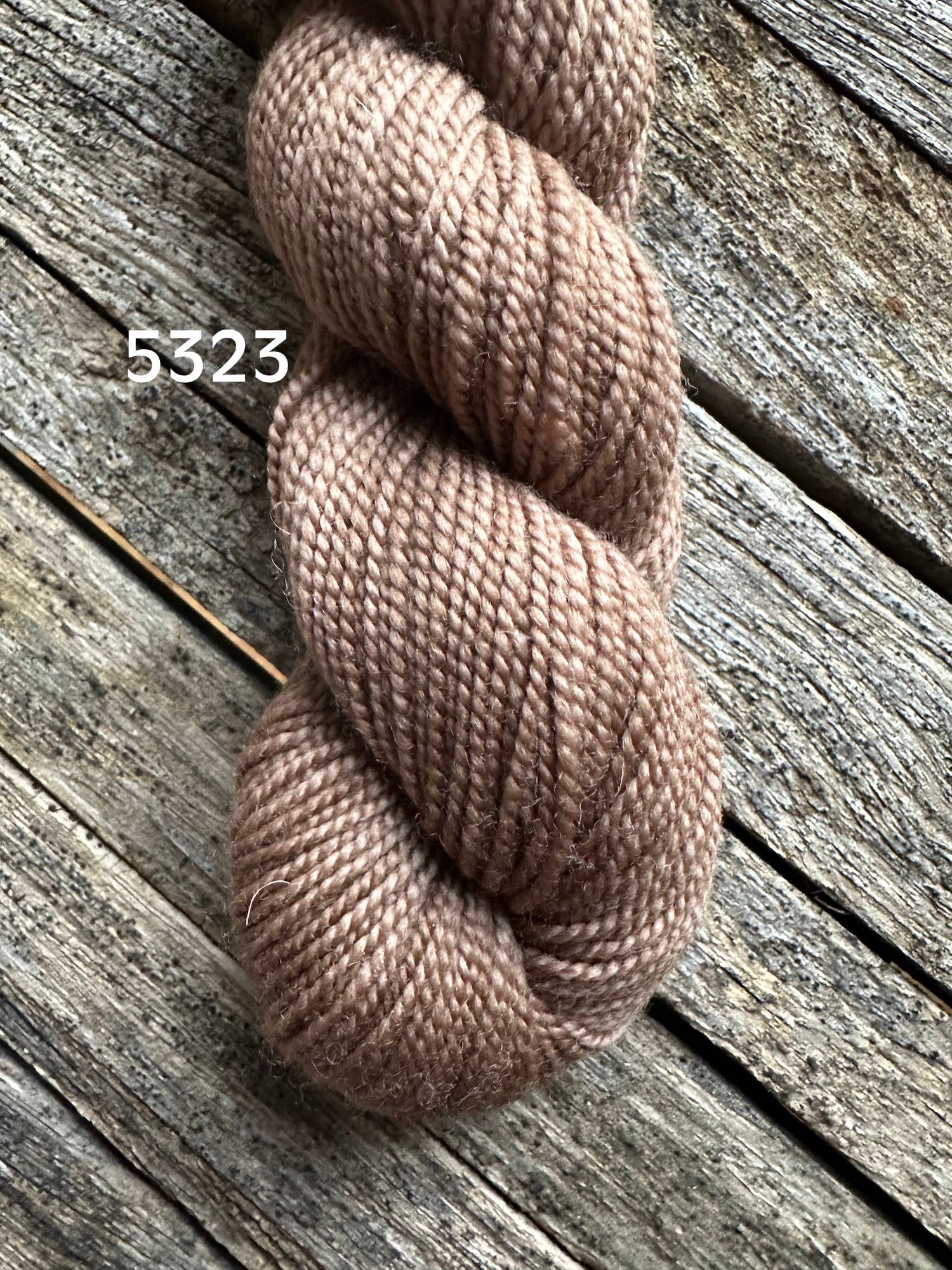 Koigu Wool Designs – wholesale Garn – KPM (halvfasta ämnen) Del 2 Fingring (5/påse)32