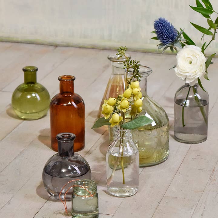 Jamali Garden - Wholesale Vase - Amber Medicine Bottle Bud Vase
