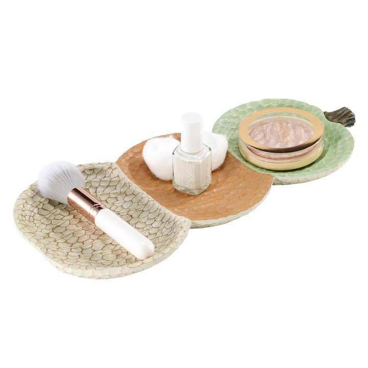 Plateau Patch Grateful pour la vente par Avanti Linens