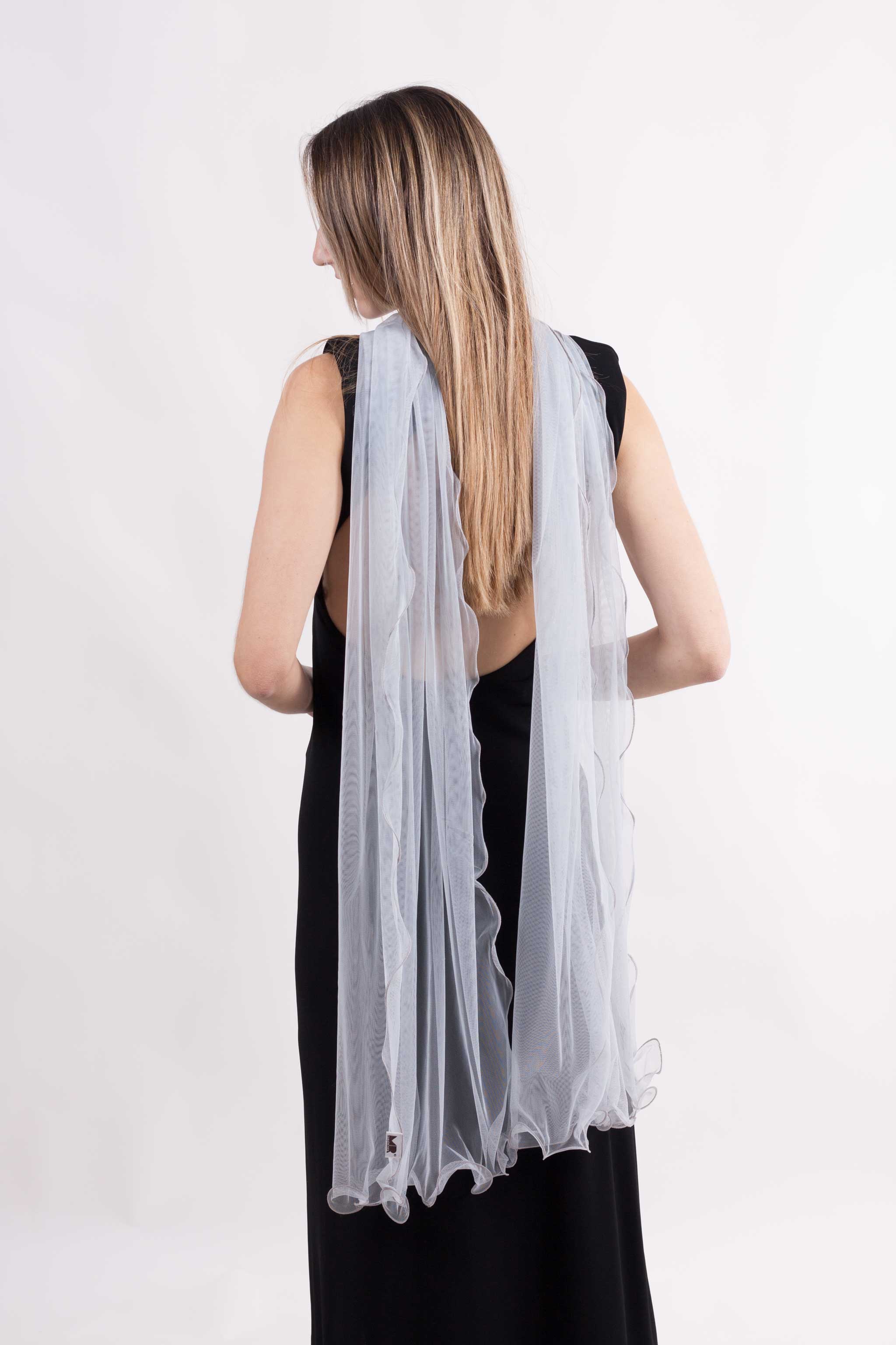 MR Complements - Vente Écharpe – femme - Châle en tulle grande taille aux bords ondulés20