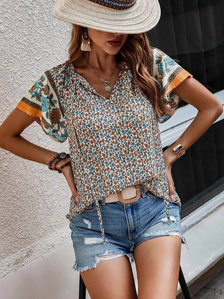 Wholesalesir - Wholesale Blouse - Women's - Printed V-neck Short Sleeved Loose Fitting Shirt