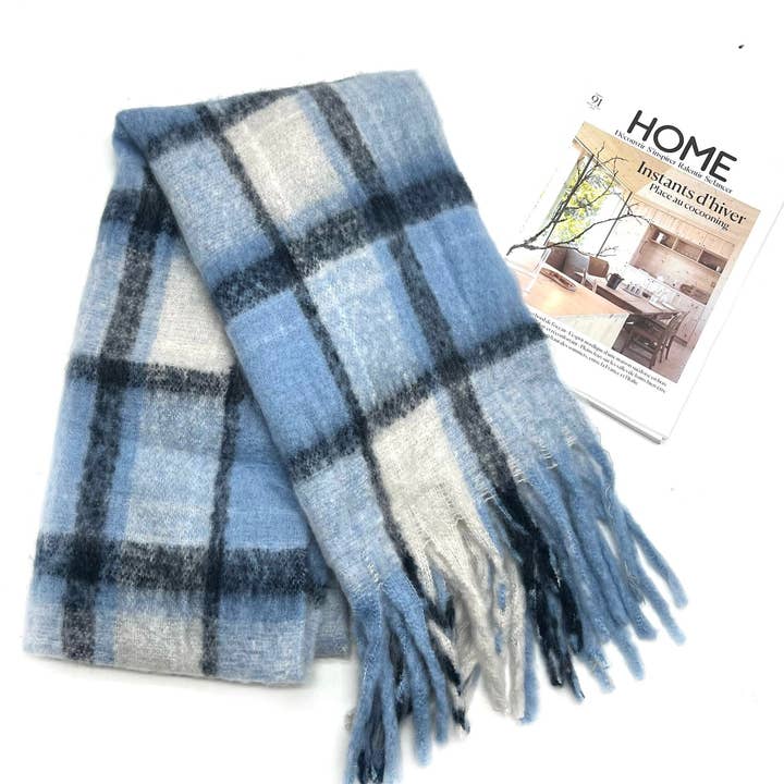 LINETA - Wholesale Scarf - Women's - HH-337 Ultra Soft Scarf with Large Fringe Check Pattern5