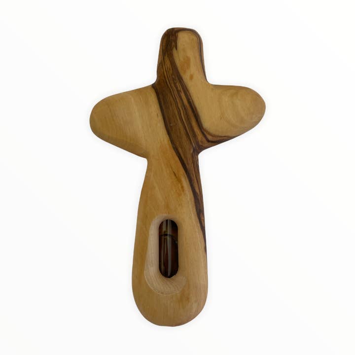 Croce Comfort in legno d'ulivo con acqua del fiume Giordano per la vendita all'ingrosso da parte di Holy Land Imports