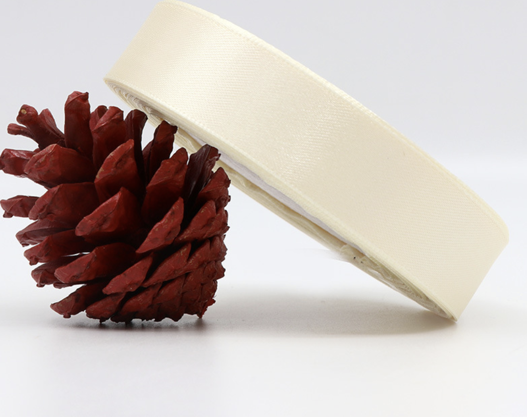 ByHome - Vente Ruban – emballage cadeau - Ruban large en polyester satiné à double couche, 4/5 x 100 mètres4