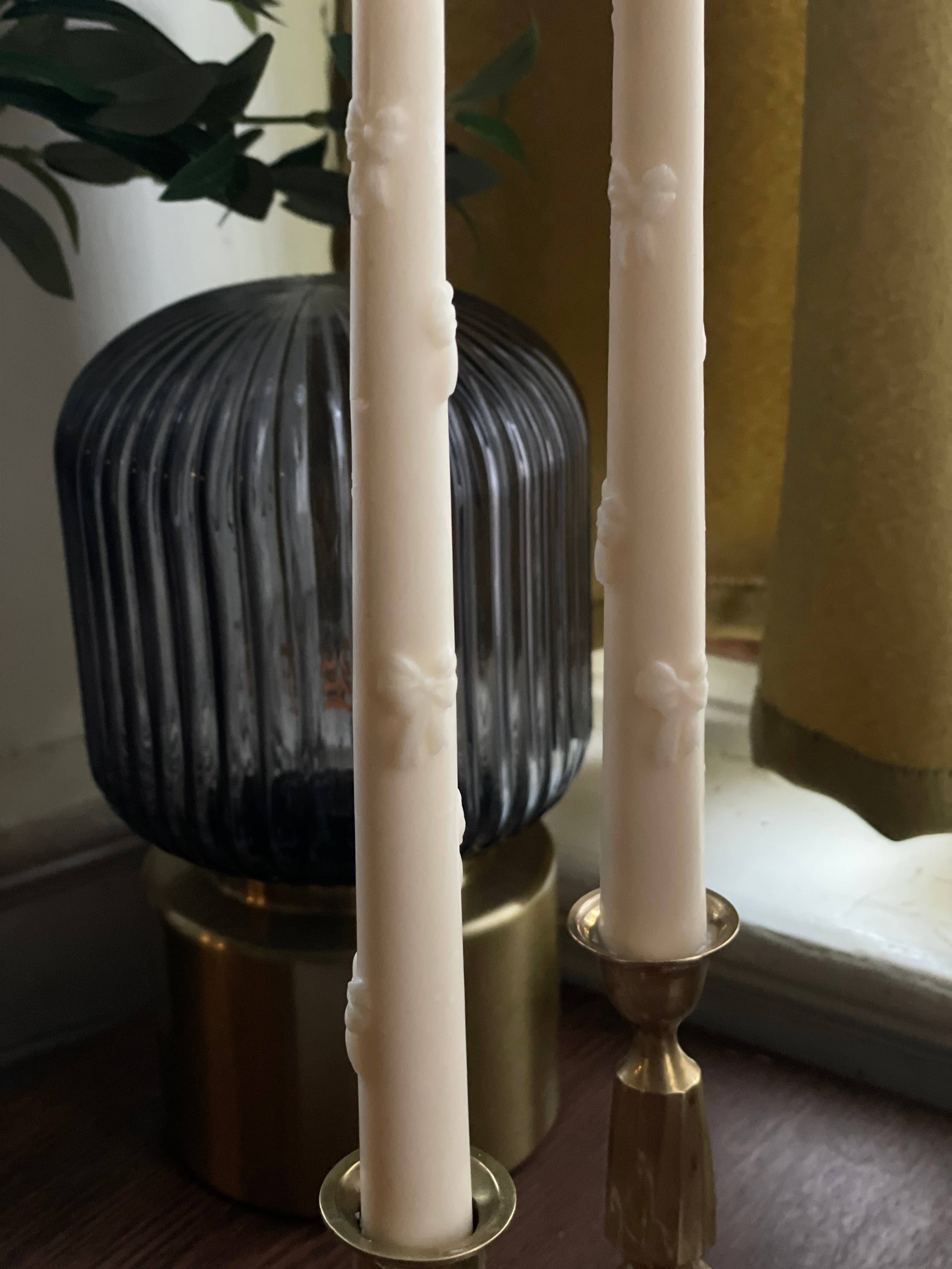 Eloise and Oliver - Wholesale Taps toelopende kaars/kandelaar - Linttaperkaars2