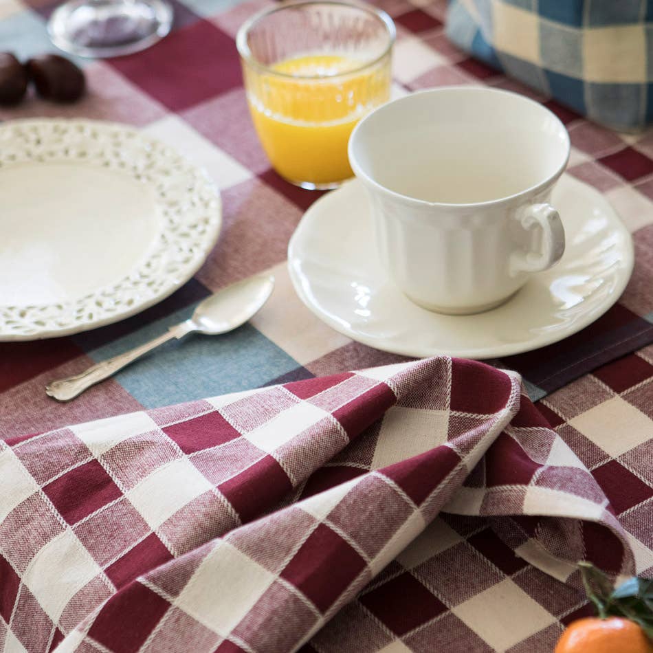 Mahe Homeware – Engroshandel Middags- og stofserviet – Checket bomuldserviet i auberginefarve 45 x 45 cm2