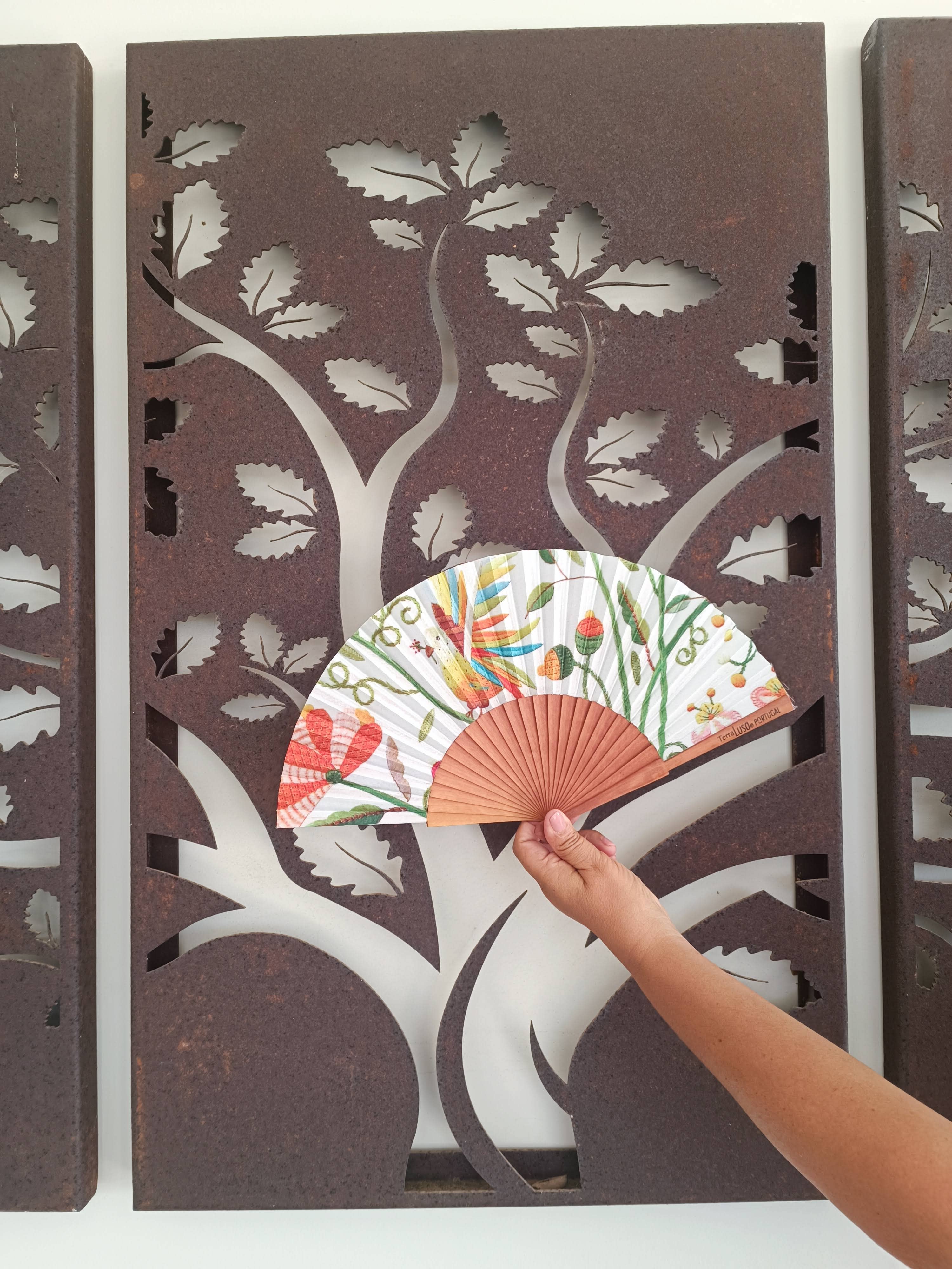 Terra Lusa - Vendita all'ingrosso Ventaglio pieghevole portatile - Ventaglio ricamato Castelo Branco3