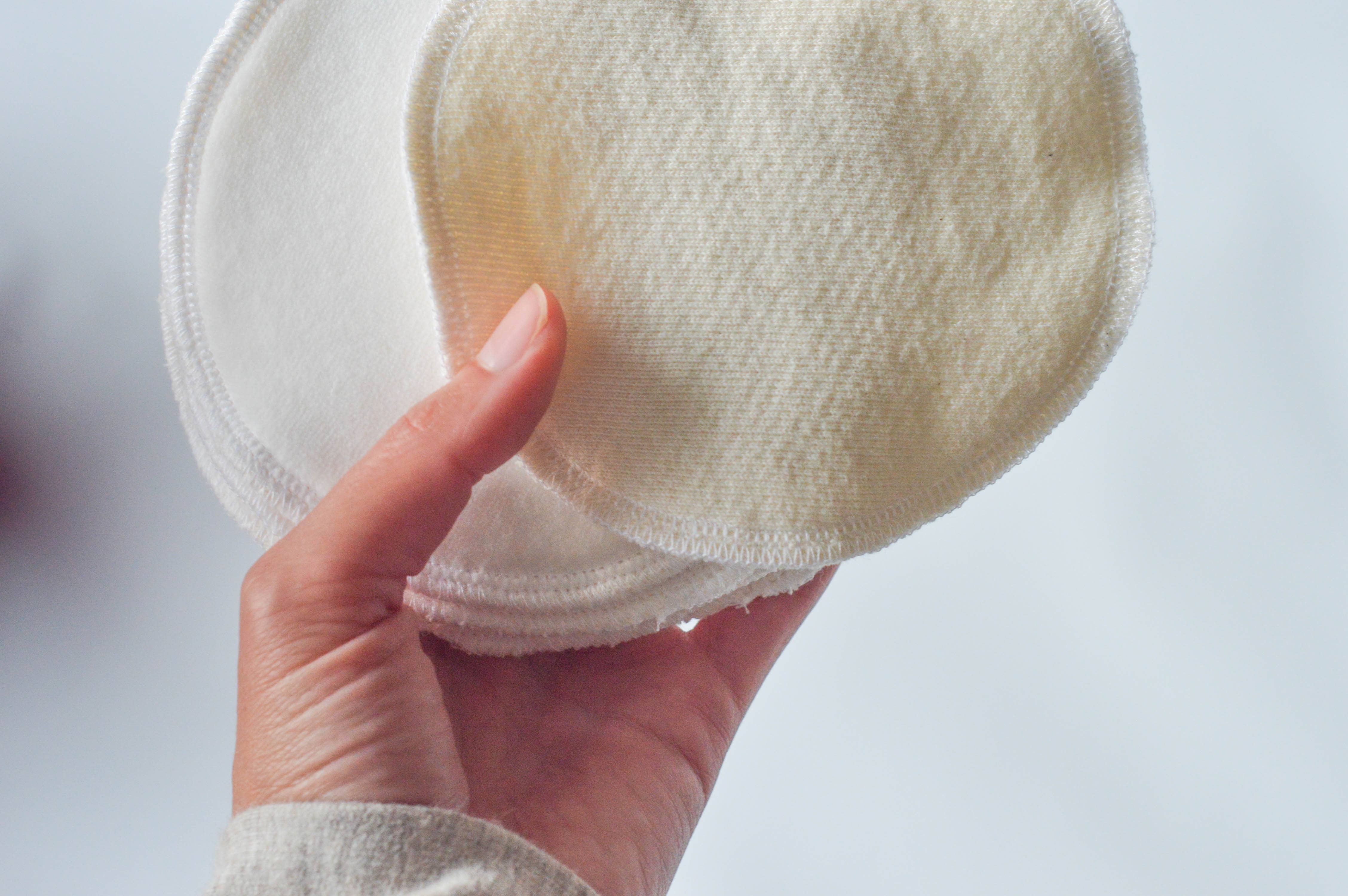 The Conscious Cloth - Wholesale Nursing Pillow/Pad - Maternity - Organic Reusable Nursing Pads - GOTS Breastfeeding Shields1