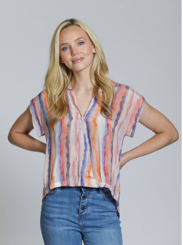 Blusa stampata con polsini con linguette per la vendita all'ingrosso da parte di APNY