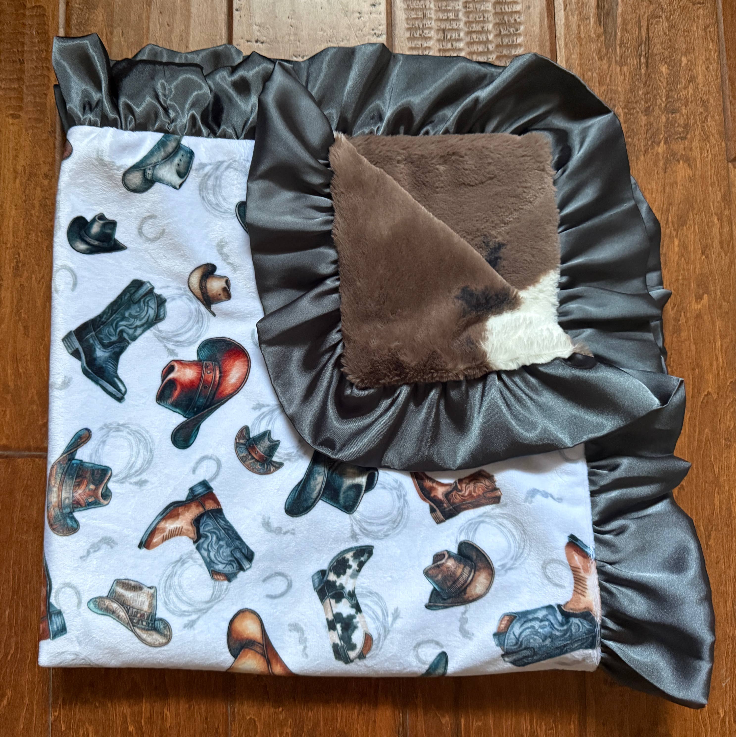 Cuddle Couture - Wholesale Bedding Blanket - Kids & Baby - The Okay corral1