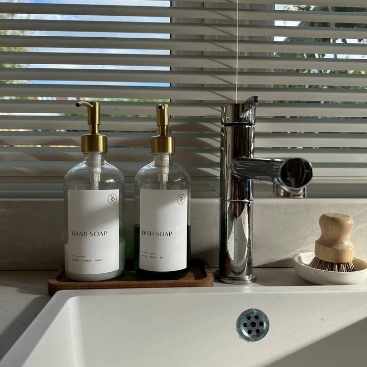 So At Nature - Wholesale Dish Soap - Luxury Clear Glass Bottle Set, Tray, Pot Brush and Ceramic Dish - Gold Metal Dispenser7