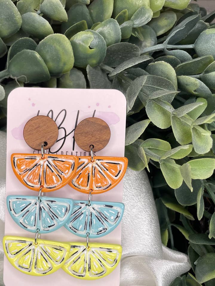 Pendientes de arcilla hechos a mano con detalles de frutas para venta al por mayor de KBH CREATIONS
