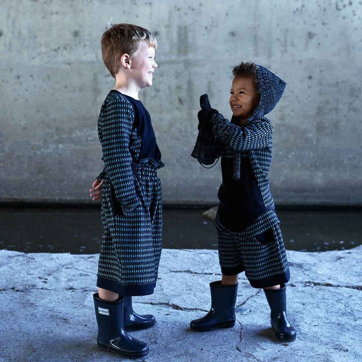 Knitted Black and Blue Gloves for wholesale on Faire