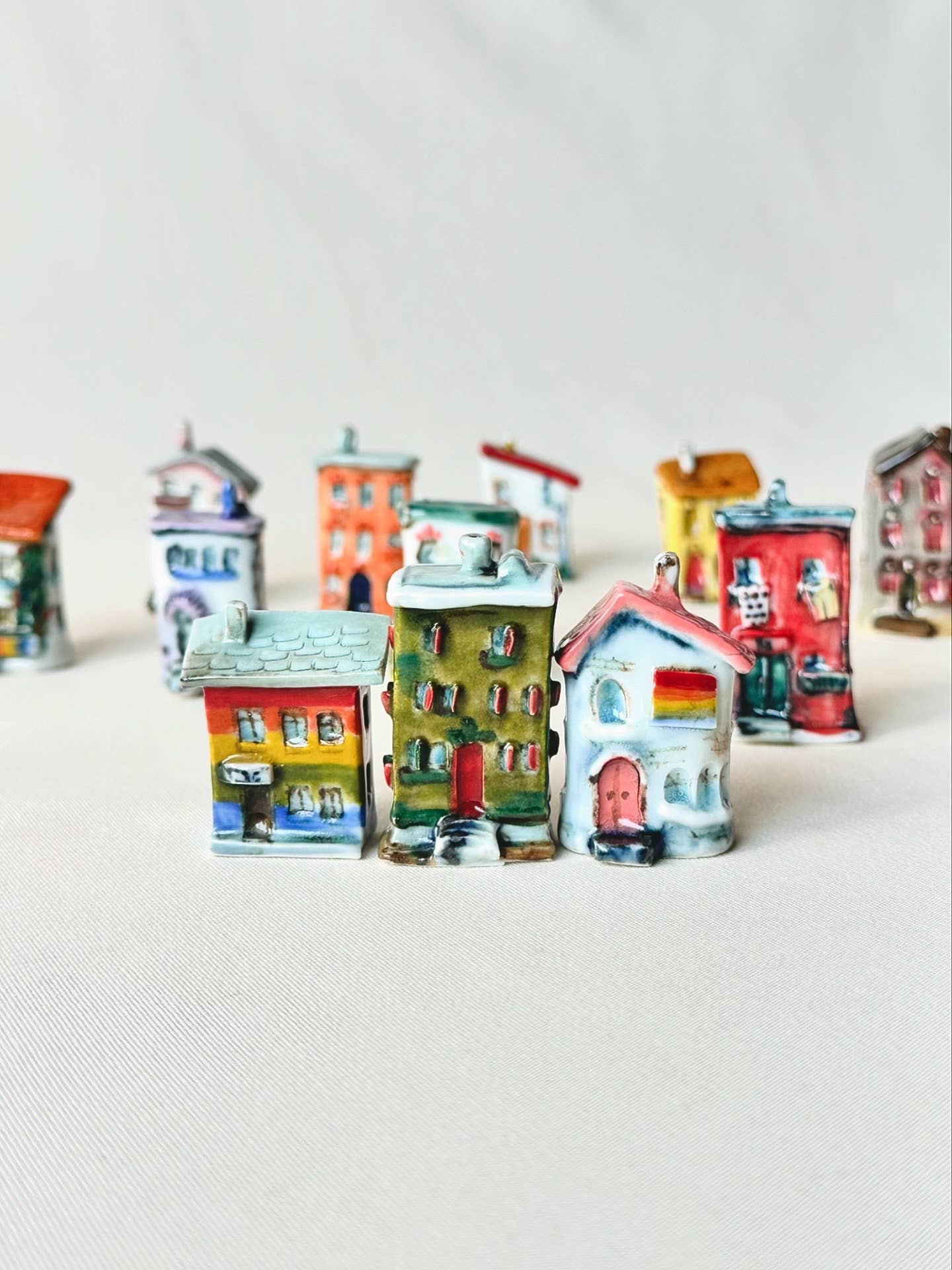 Mist Ceramics - Vendita all'ingrosso Decorazioni da tavolo - Casetta in ceramica, decorazione per la casa, porta piante3