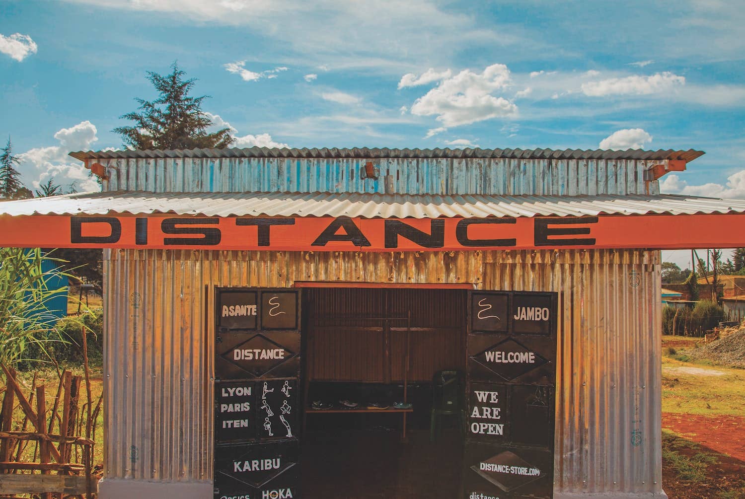 gestalten - Wholesale Business & Finance Book - The World's Best Shops7