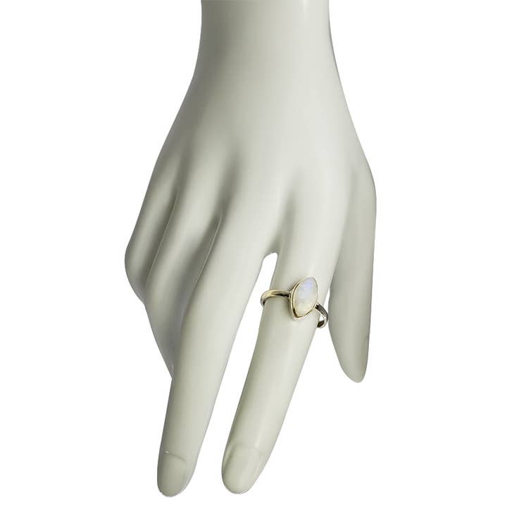 Amberman - Wholesale Cocktail/Statement Ring - Moonstone Sterling Silver Ring