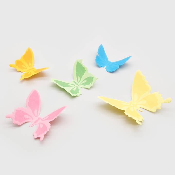 Notes autocollantes papillon 3D - Boîte de style spécimen pour la vente par SUCK UK Ltd - USA