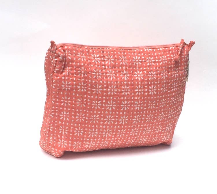Mehera Shaw – wholesale Make-up/cosmetic bag – Cosmetics Bag - Compact - Quilted Hand Block Print Cotton4