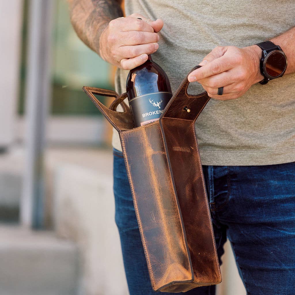 Steel & Clover - Wholesale Wine Tote - Baytree Leather Wine Carrier4