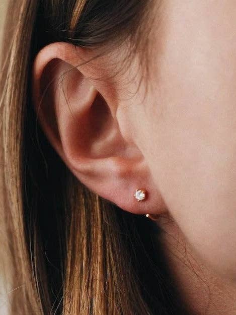 18K Vermeil Vit CZ Huggies för wholesale av REDCHERRYBLVD