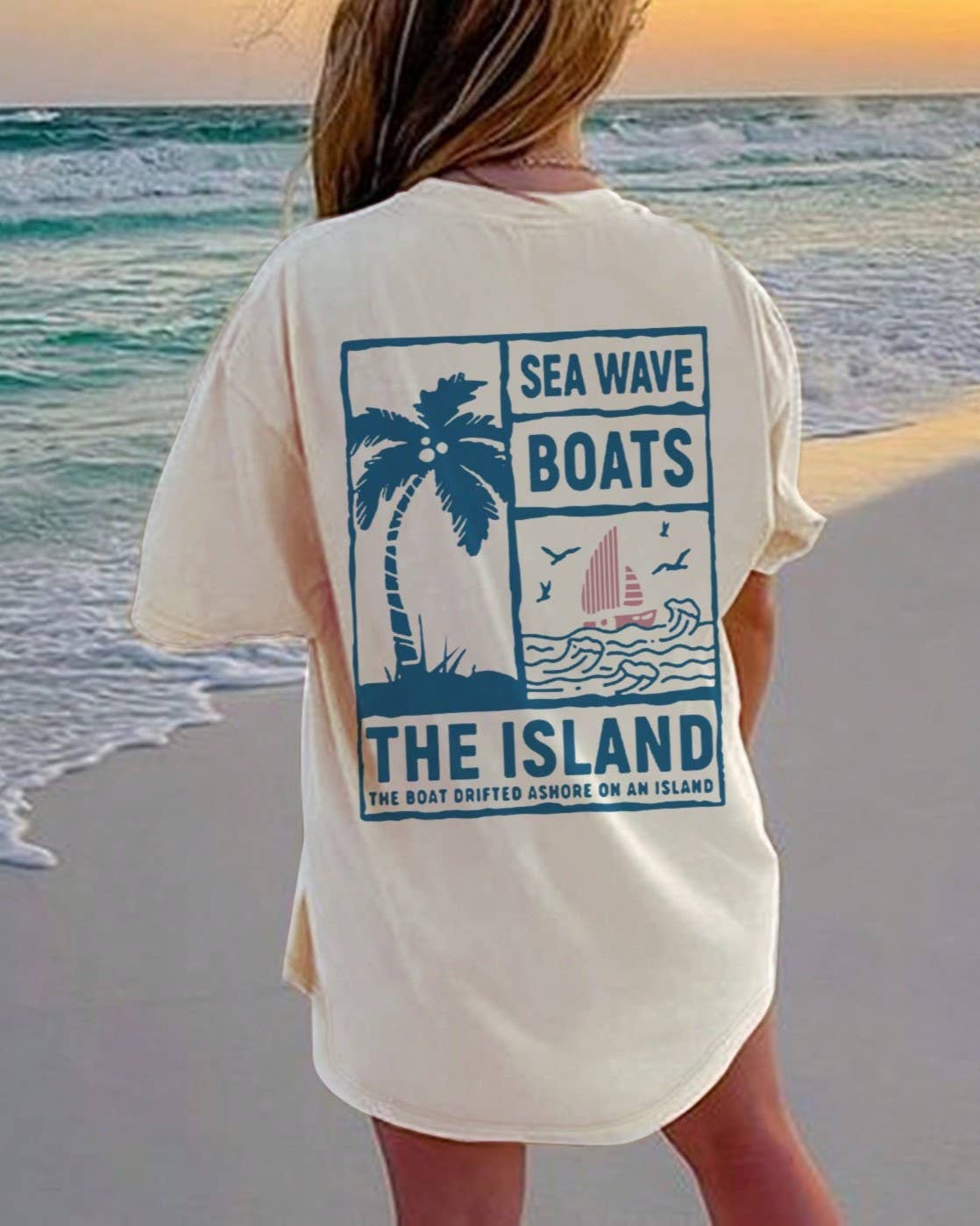 Rosa Clothing - Wholesale T-Shirt - Women's - Summer Palm Tree & Boats Graphic T-Shirt1