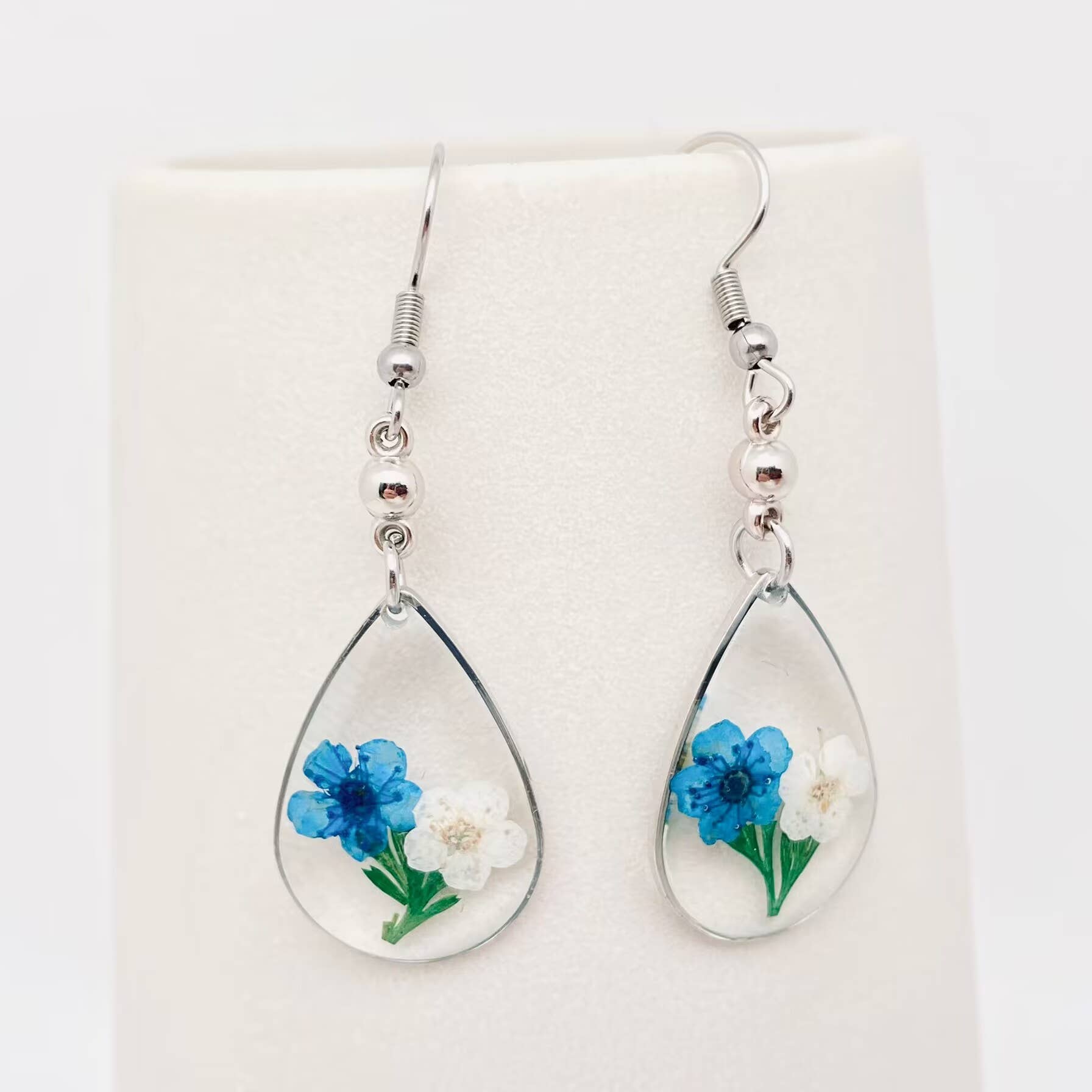 Mio Queena - Wholesale Dangle Earrings - Daffodil & Grass Dried Flowers Drop Pendant Earrings - PDF1