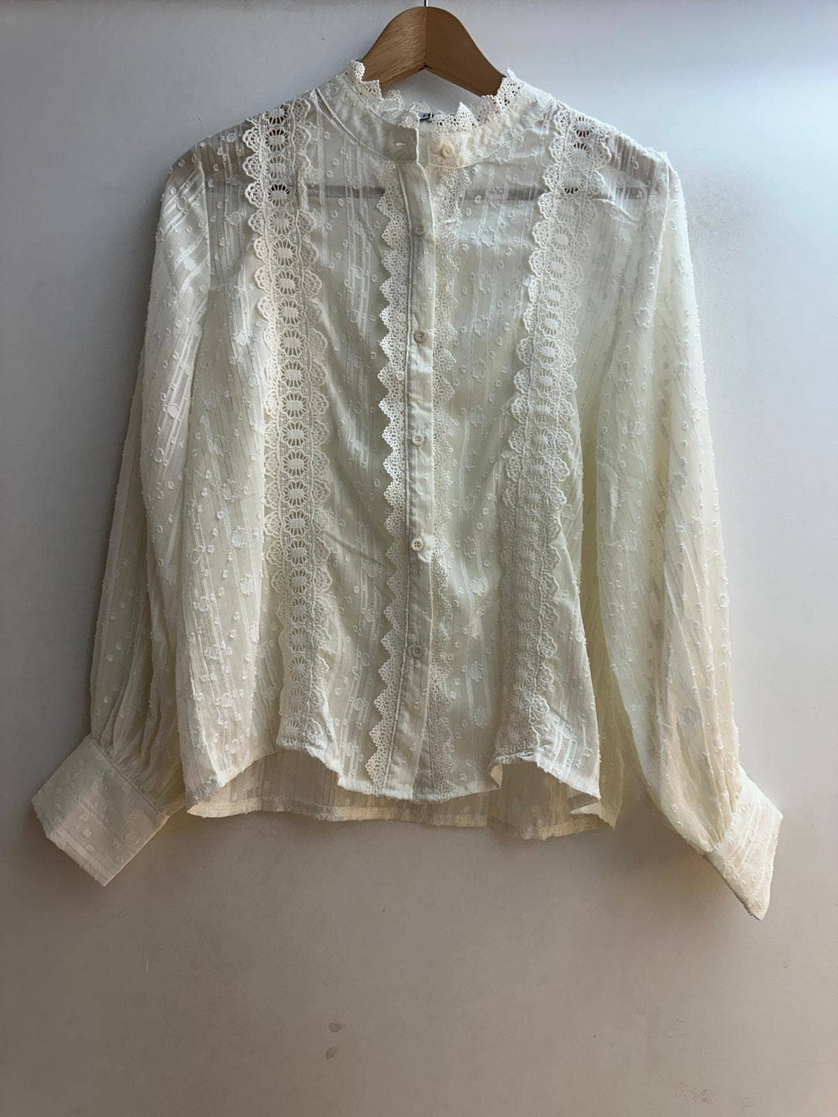 LORIANE - Wholesale Buttoned-down shirt – Women's - 16308 Plain shirt, bohemian, with shimmering threads0