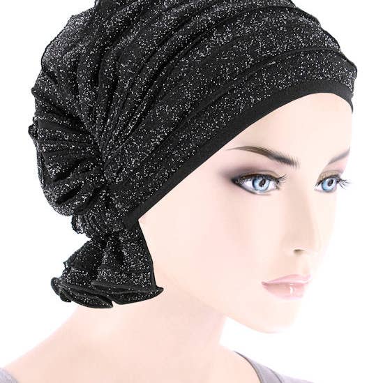 Turban Plus – Engroshandel Hovedtørklæde - Dame – The Abbey Cap Flæsekanter Sort m/Sølv Shimmer0