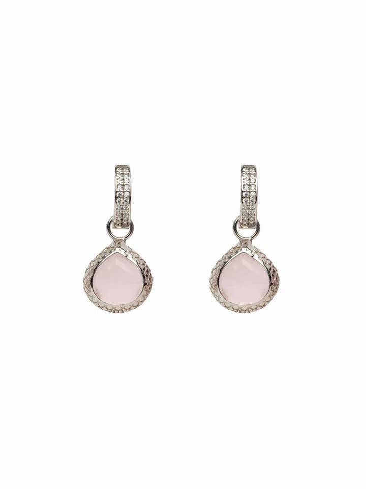 Mini Krama Charm Örhängen 10mm - rosa rosa för wholesale av Atelier Coralia Leets fashion Jewelry