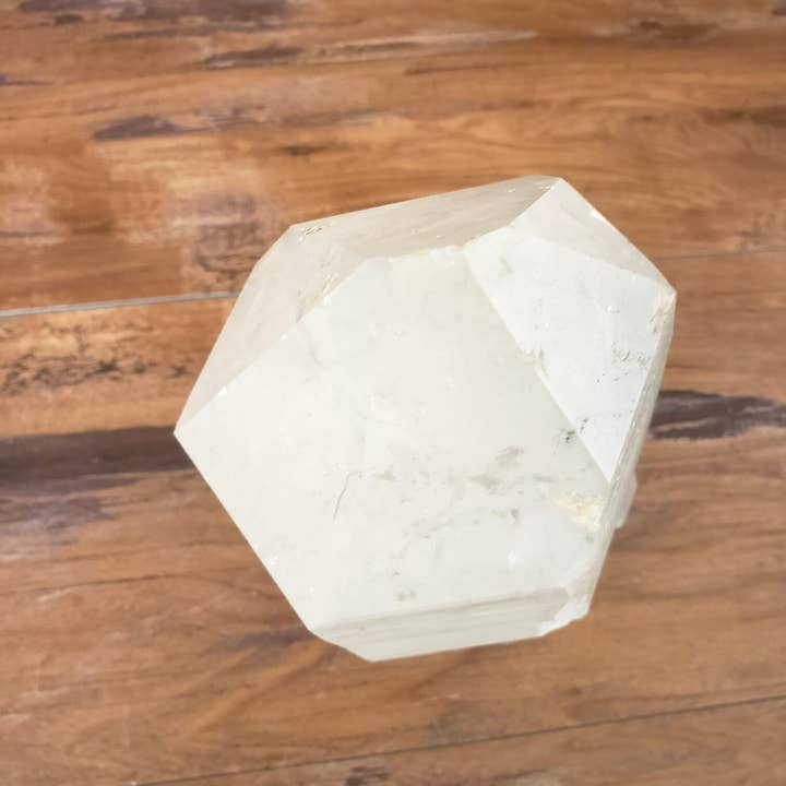 Crystal Joys Wholesale - Wholesale Spiritual Stone/Crystal - Wholesale Quartz Point on Stand- 5.41kg1