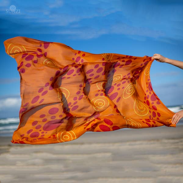 Star Dreaming Orange Sarong/Pareo voor wholesale door Sunzi