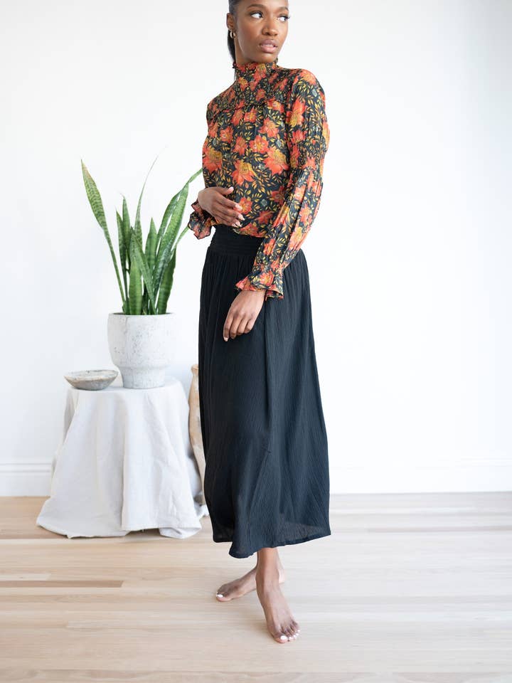 ANA SKIRT in solid black for wholesale by Roma Label