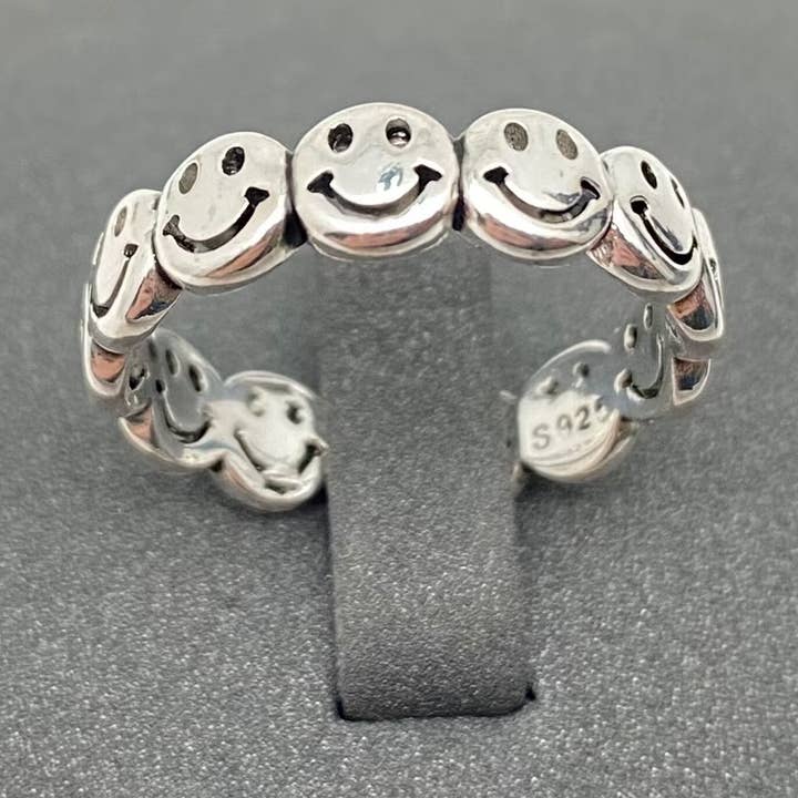 Smiley Ring Opening Adjustable and other Purchase Wholesale hug ring. Free Returns & Net 60 Terms on Faire trending on Faire.