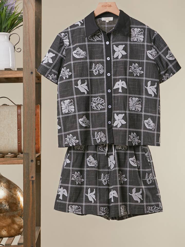 Short-Sleeve Printed Button-Up Shirt for wholesale by Mello.