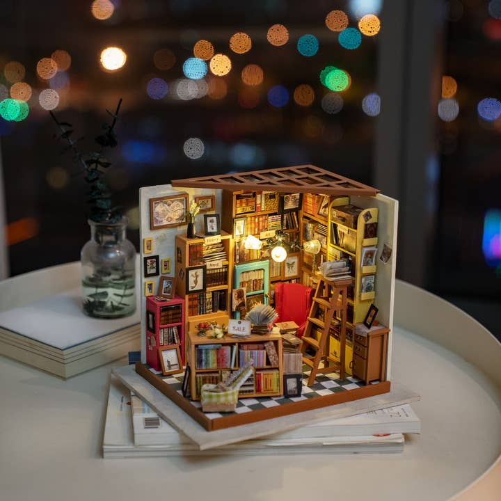 Magnote - Wholesale DIY Craft Kit - Rolife Sam's Study DIY Miniature House Kit4