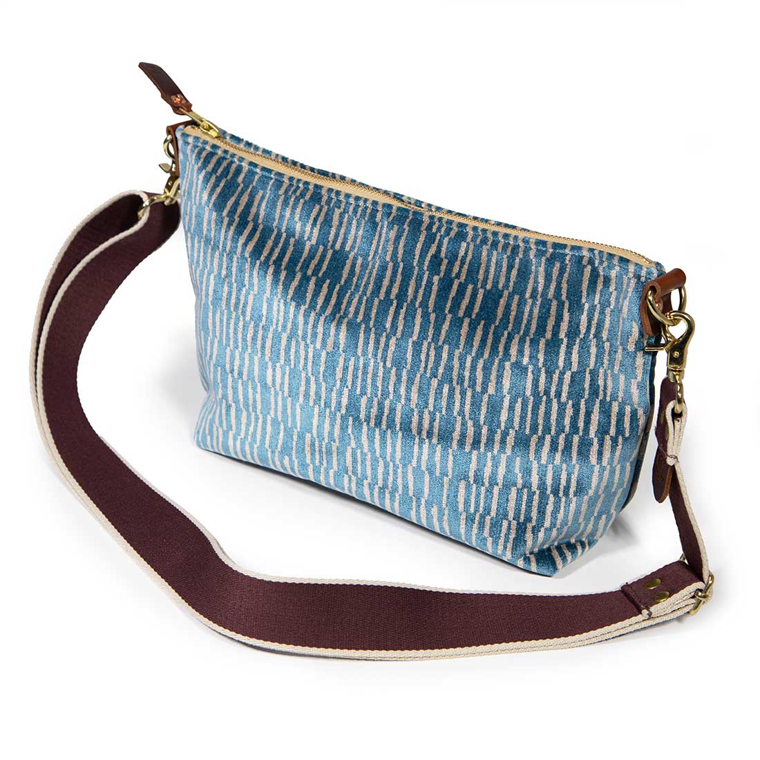 General Knot & Co. - Wholesale Clutch Bag - Women's - Everyday Velvet Clutch- Blue Beams0