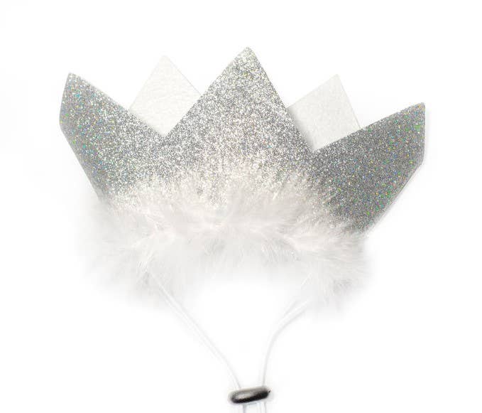 Pet Palette Distribution - Wholesale Pet Costume - Cat/Dog - Multipet Party Crown Silver Small