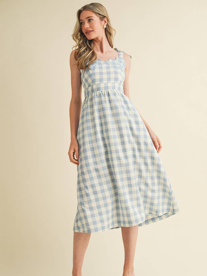 GINGHAM MIDIKJOLE MED BLOMSTERBRODERI MDR3959 for engroshandel hos &MERCI