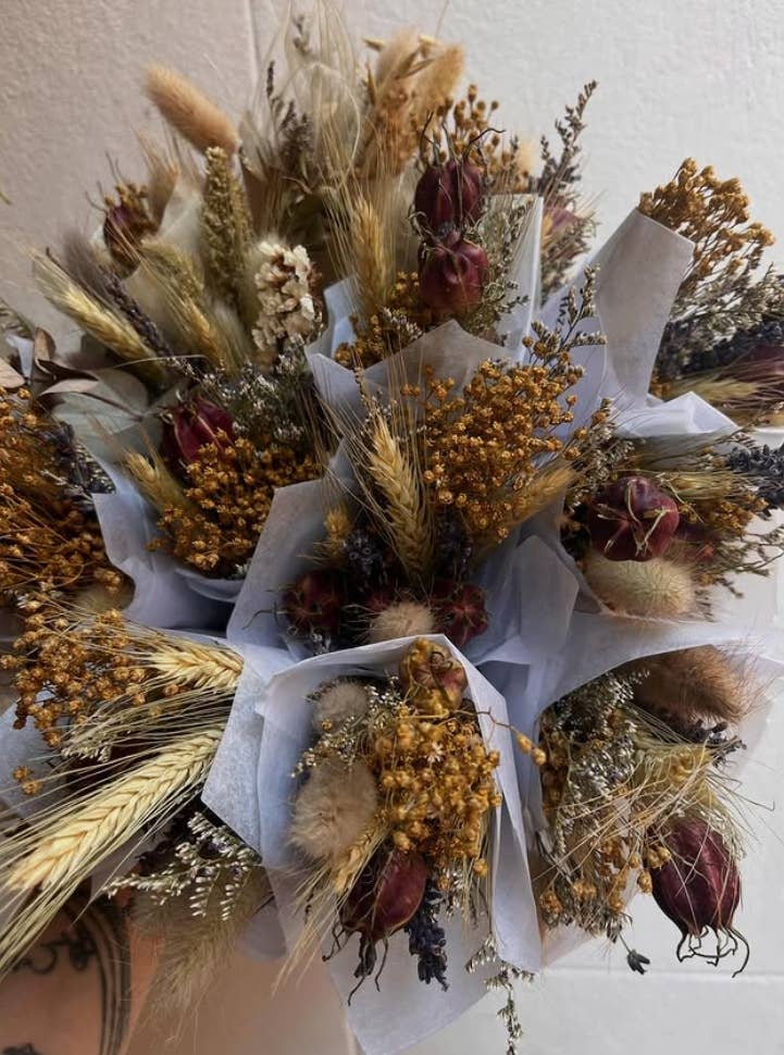 Hazel & Twine - Wholesale Dried/Pressed Flowers - Florist Pick - Mini Dried Flower Bunch - Natural Tones 0