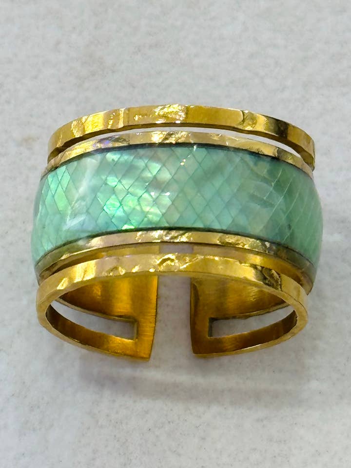 Patty Green Perlmutt-Ring für den Großhandel von Cassette Barcelona