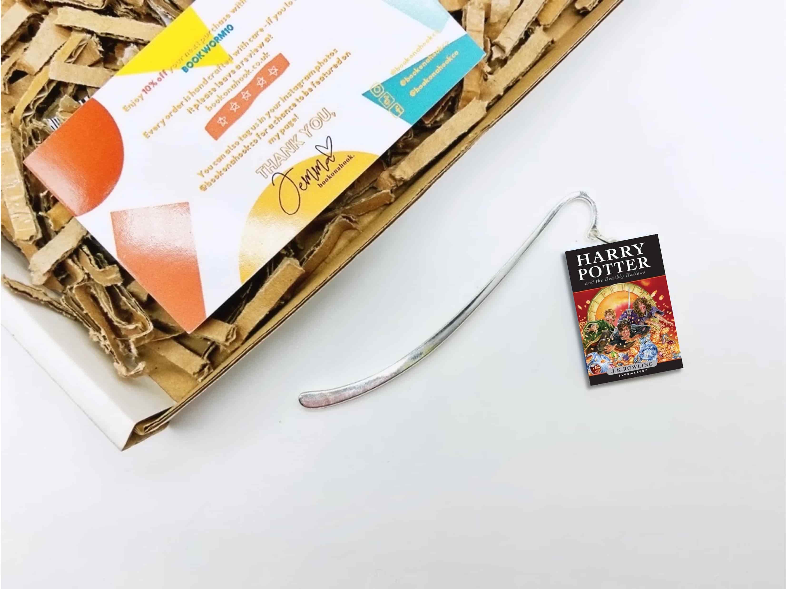 bookonahookco - Vente Marque-page - Marque-page personnalisé | N'importe quel livre ou vinyle2