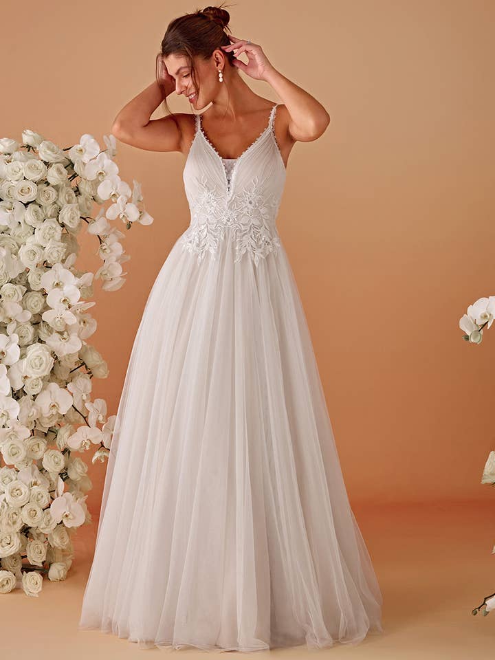 Ever-Pretty - Wholesale Gown - Women's - Glamorous A Line V Neck Spaghetti Straps Wedding Dress