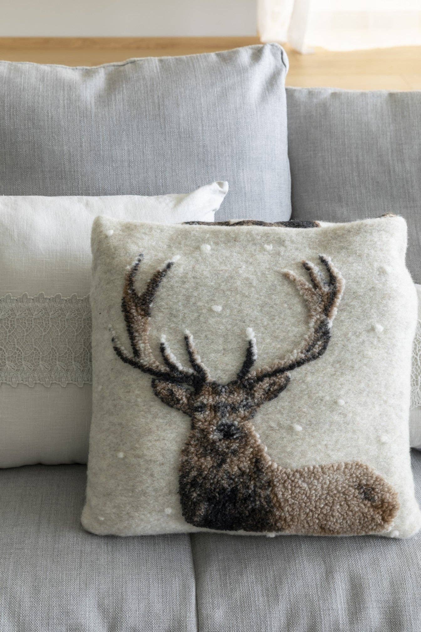 Chez Moi - Wholesale Throw/Decorative Pillow - COURMAYEUR CUSHION COVER2