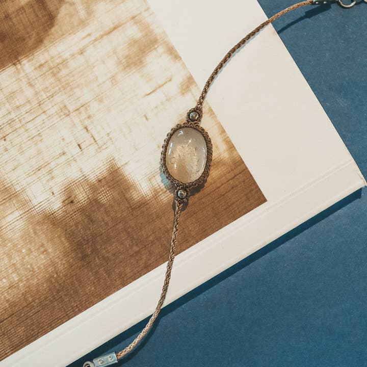 Bali Soul - Wholesale Charm/Dangle Bracelet - Clear Quartz Dainty Macrame Bracelet0