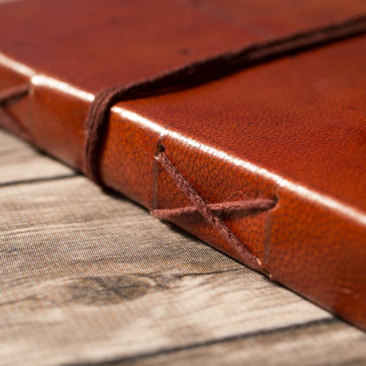 Soothi | Containers Of Creativity - Wholesale Journal/Diary - Buddha If You Want To Fly Quote Leather Journal - 8x6