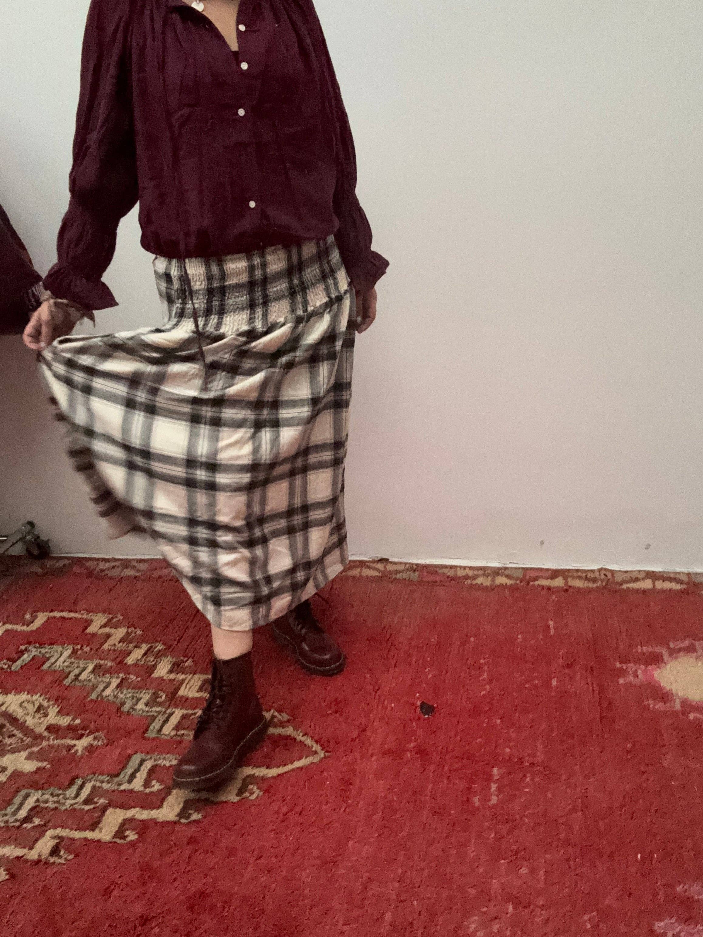 ToutVintage - Wholesale Skirt - Women's - Set of 2 Blockprint maxi skirt black3