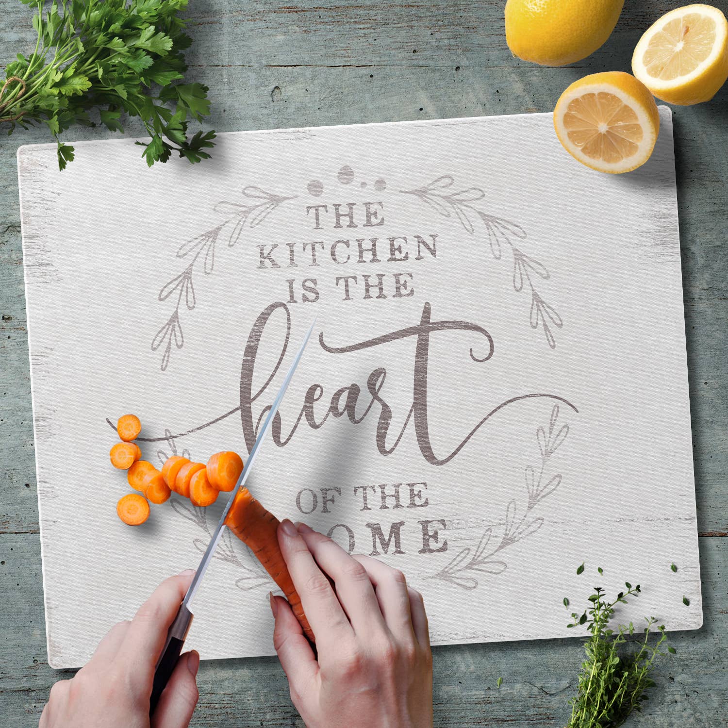 CounterArt/Highland Home/Thirstystone - Vente Planche à découper - Planche à découper en verre trempé 15 po x 12 po Heart Of The Home4